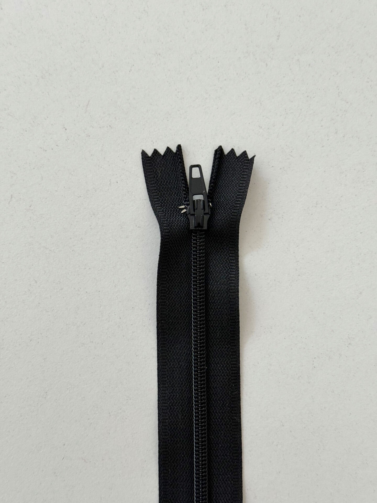 18cm Fermuar Siyah