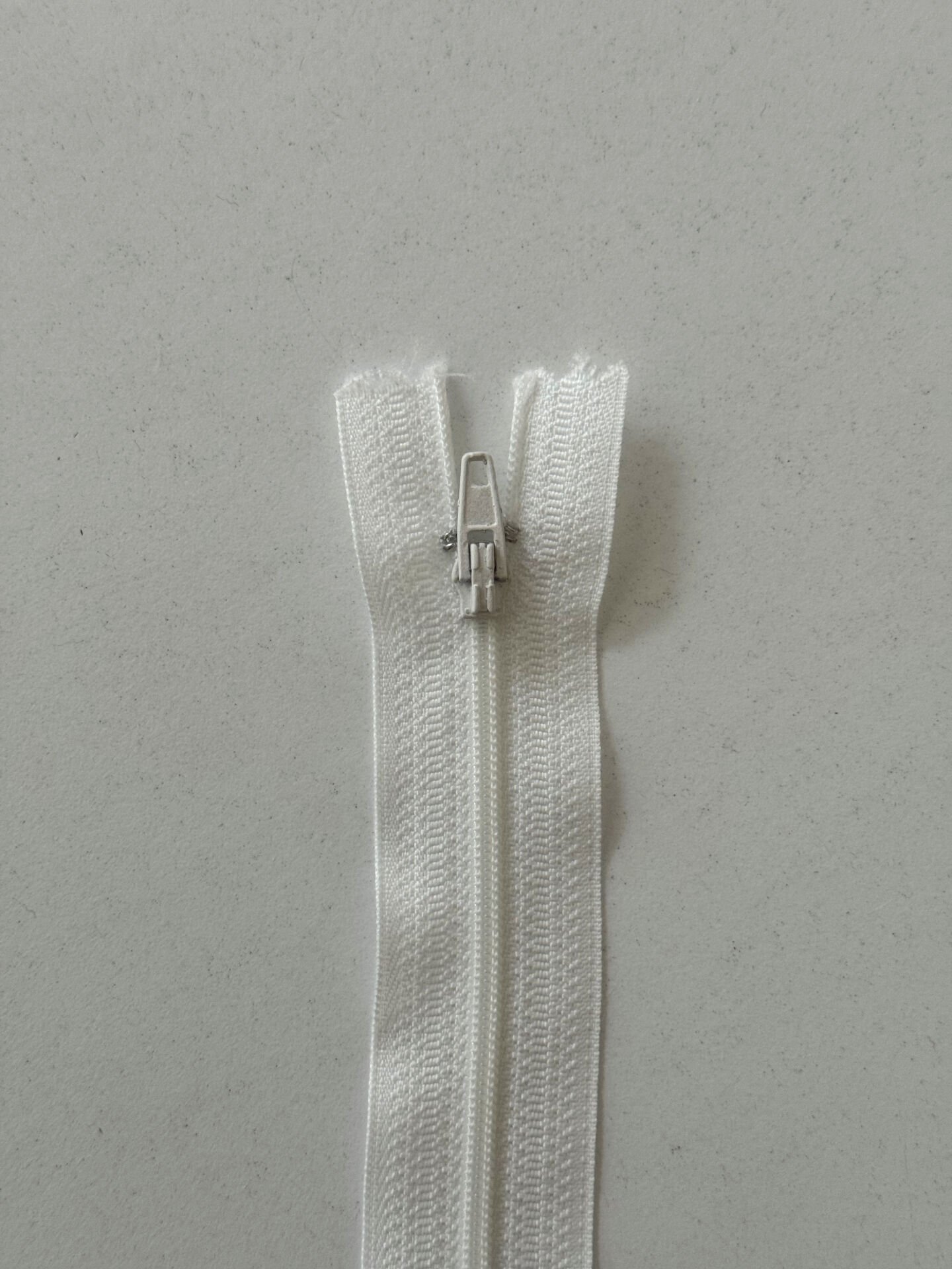 18cm Fermuar Kırık Beyaz