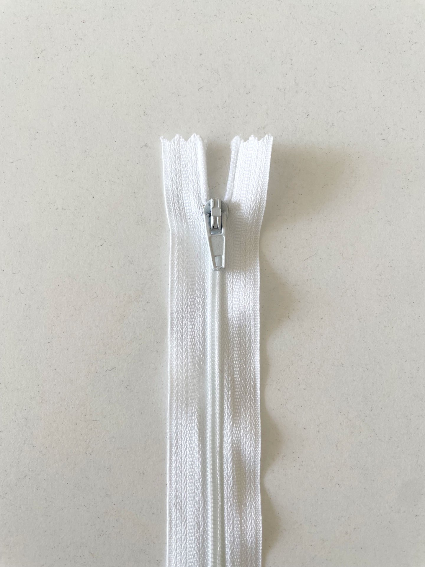40cm Fermuar Beyaz
