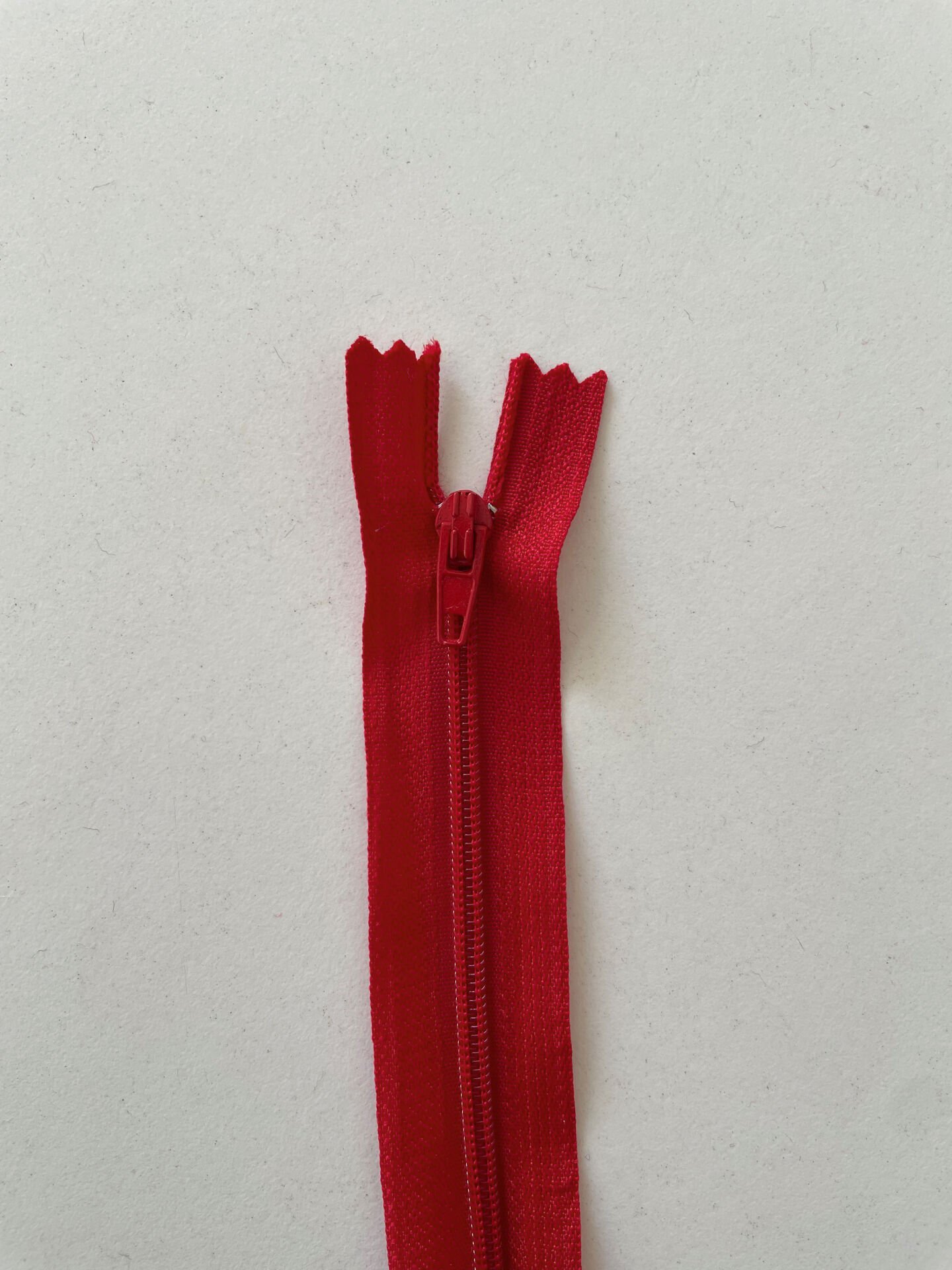 40cm Fermuar Kırmızı