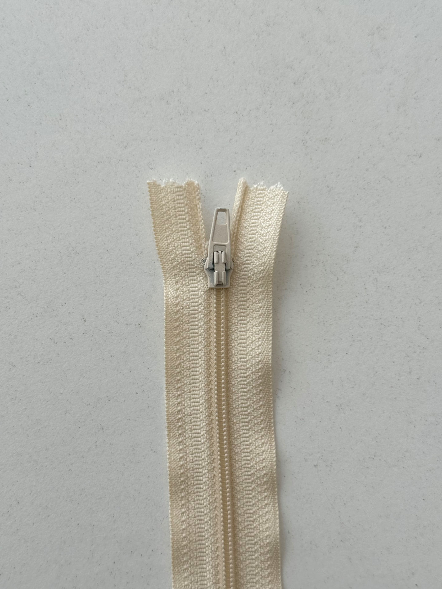 18cm Fermuar Krem