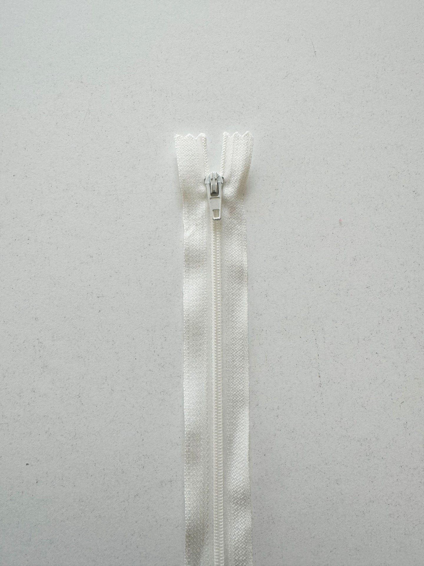 50cm Fermuar Kırık Beyaz