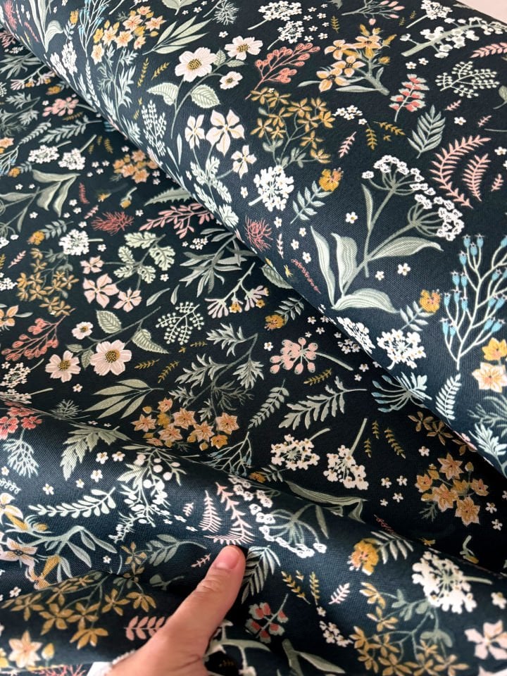 Kır Çiçekleri Duck Kumaş (Yarım Metre)