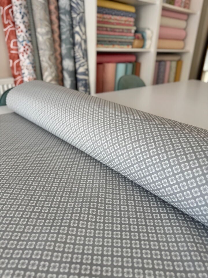 Gri Yonca Duck Kumaş (Yarım Metre)