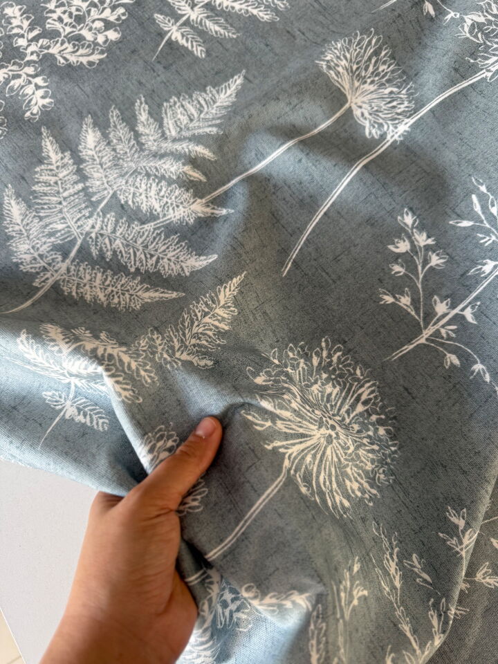 Beyaz Çiçekler Pamuk Keten (Yarım Metre)