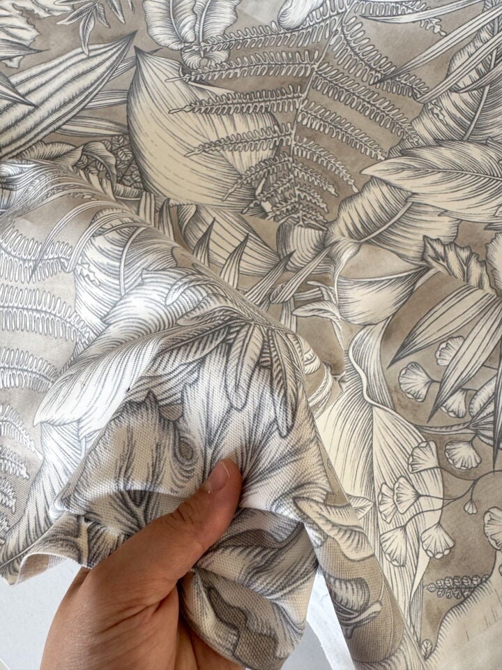 Beyaz Yapraklar Bej Pamuk Keten (Yarım Metre)