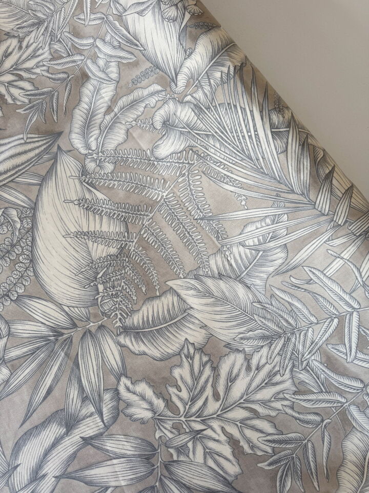 Beyaz Yapraklar Bej Pamuk Keten (Yarım Metre)