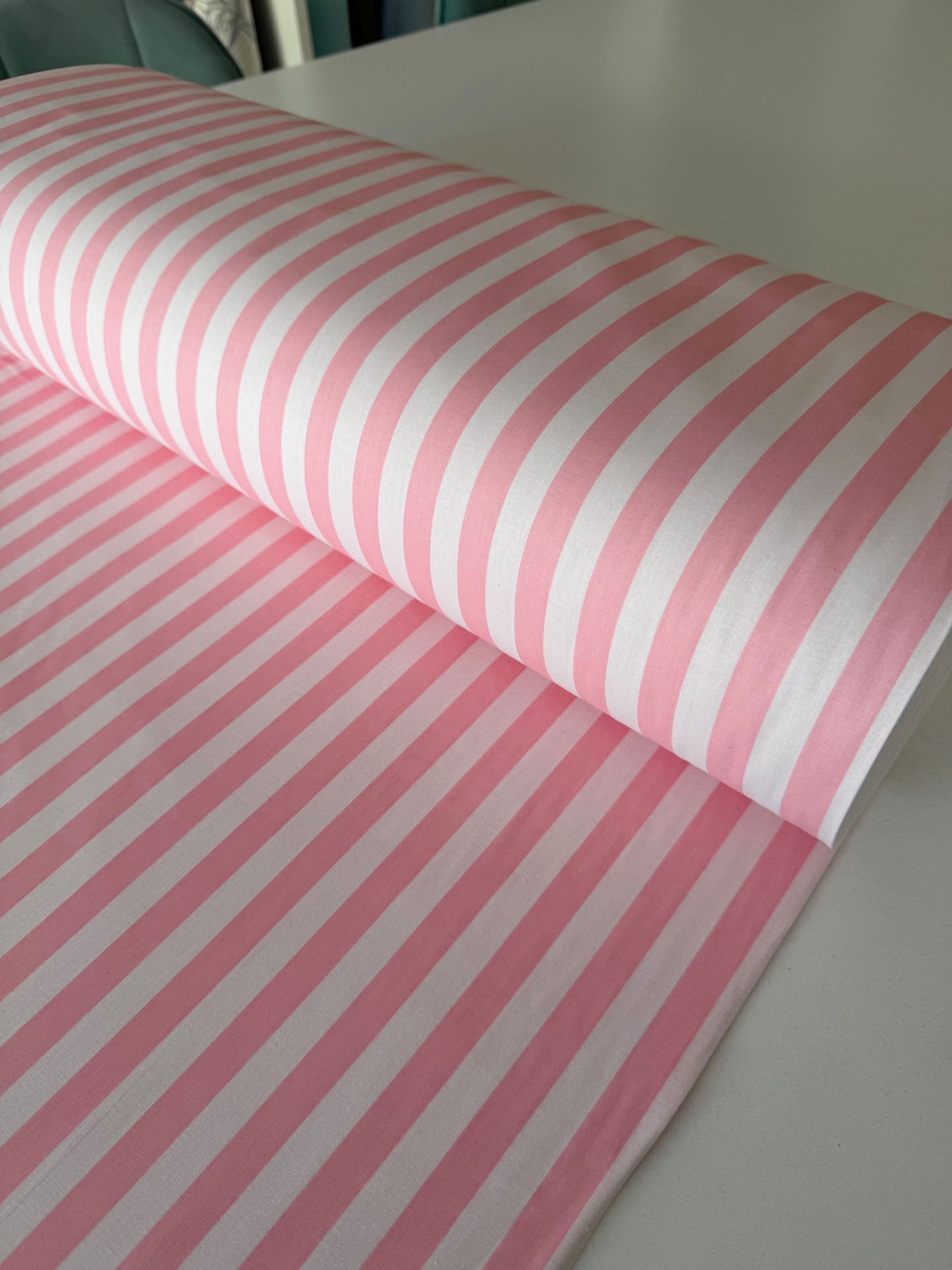Pembe Çizgiler Poplin Kumaş (Yarım Metre)