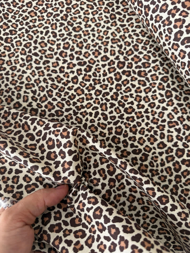 Leopar Poplin Kumaş (Yarım Metre)